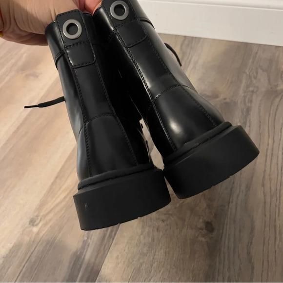 Zara Laced Boots Black for Men (New with tag)size 39 - Picture 9 of 11